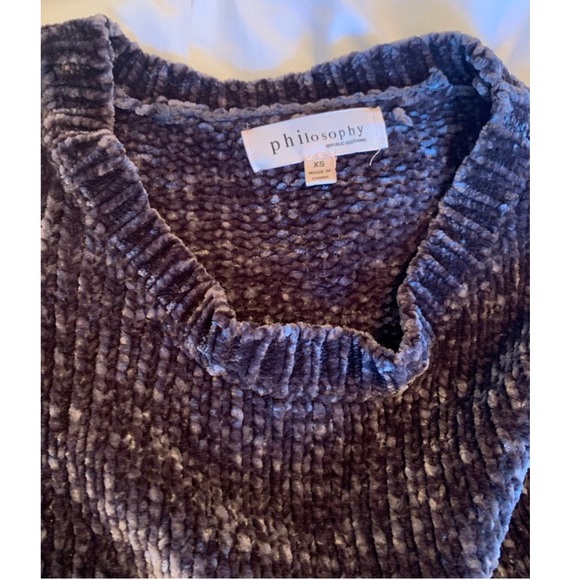 🔥4 for $30 Philosophy Silver Sweater - Picture 3 of 6